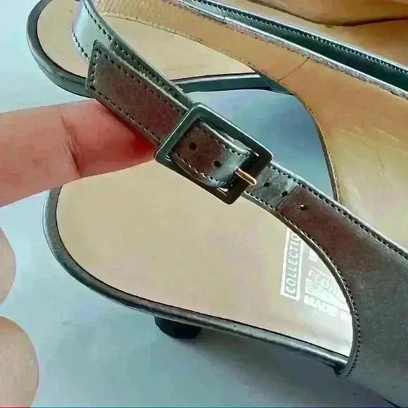 SALVATORE FERRAGAMO GREY LEATHER SLINGBACK KITTY HEEL OPEN TOE SANDALS 6.5 - Picture 14 of 16